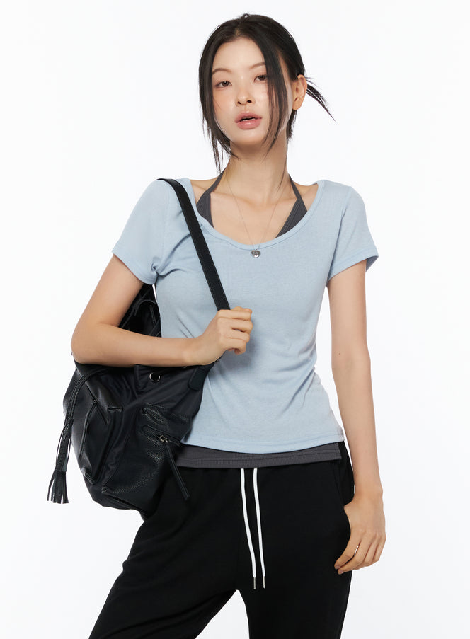 layered-halter-neck-short-sleeve-top-iu516 / Light blue