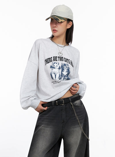 cat-print-graphic-sweatshirt-is508 / Light gray