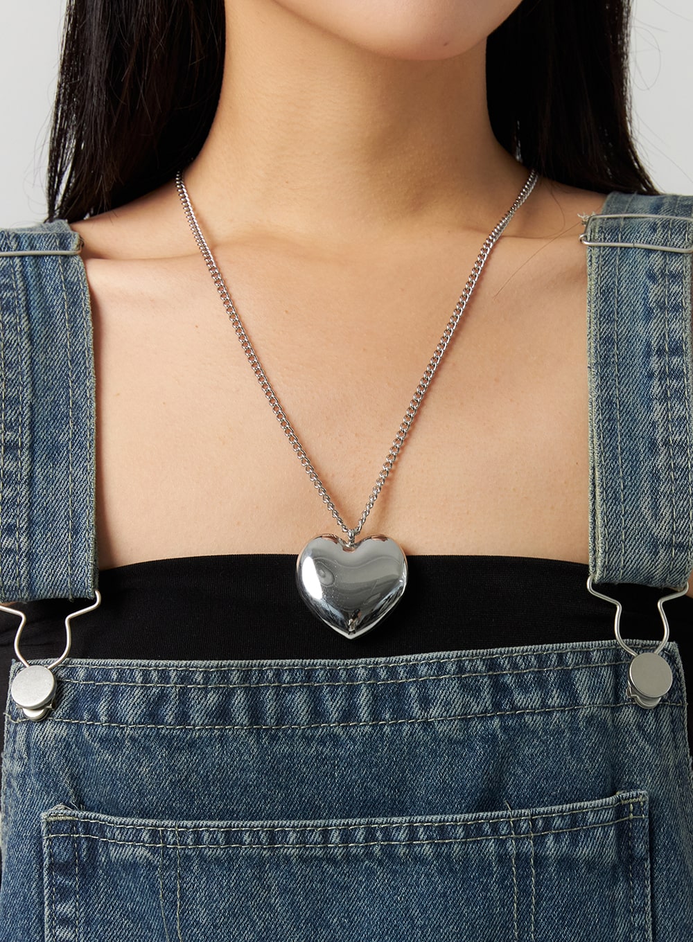 heart-pendant-necklace-cs326 / Light gray
