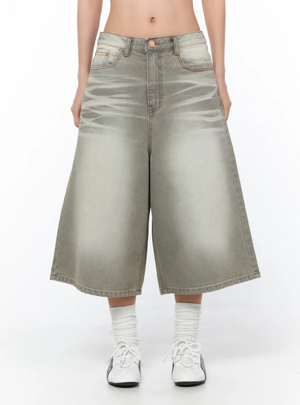 dess-washed-wide-leg-bermuda-jorts-cy512 / Light gray
