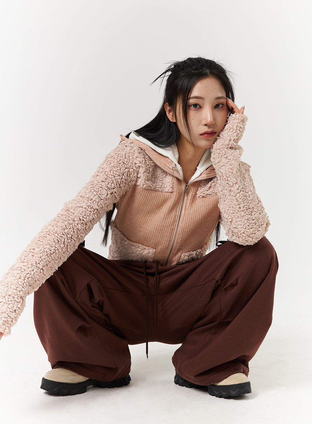 hooded-patchwork-faux-fur-zipper-cardigan-cd322 / Light pink