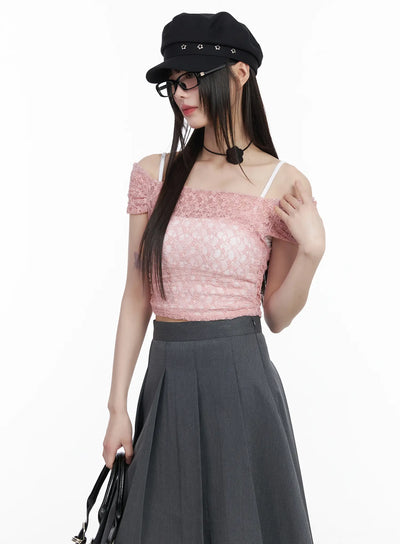sheer-lace-off-shoulder-top-cm525 / Light pink