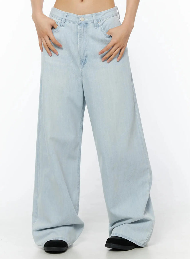 Keliana Soft Wide-Leg Jeans IL516