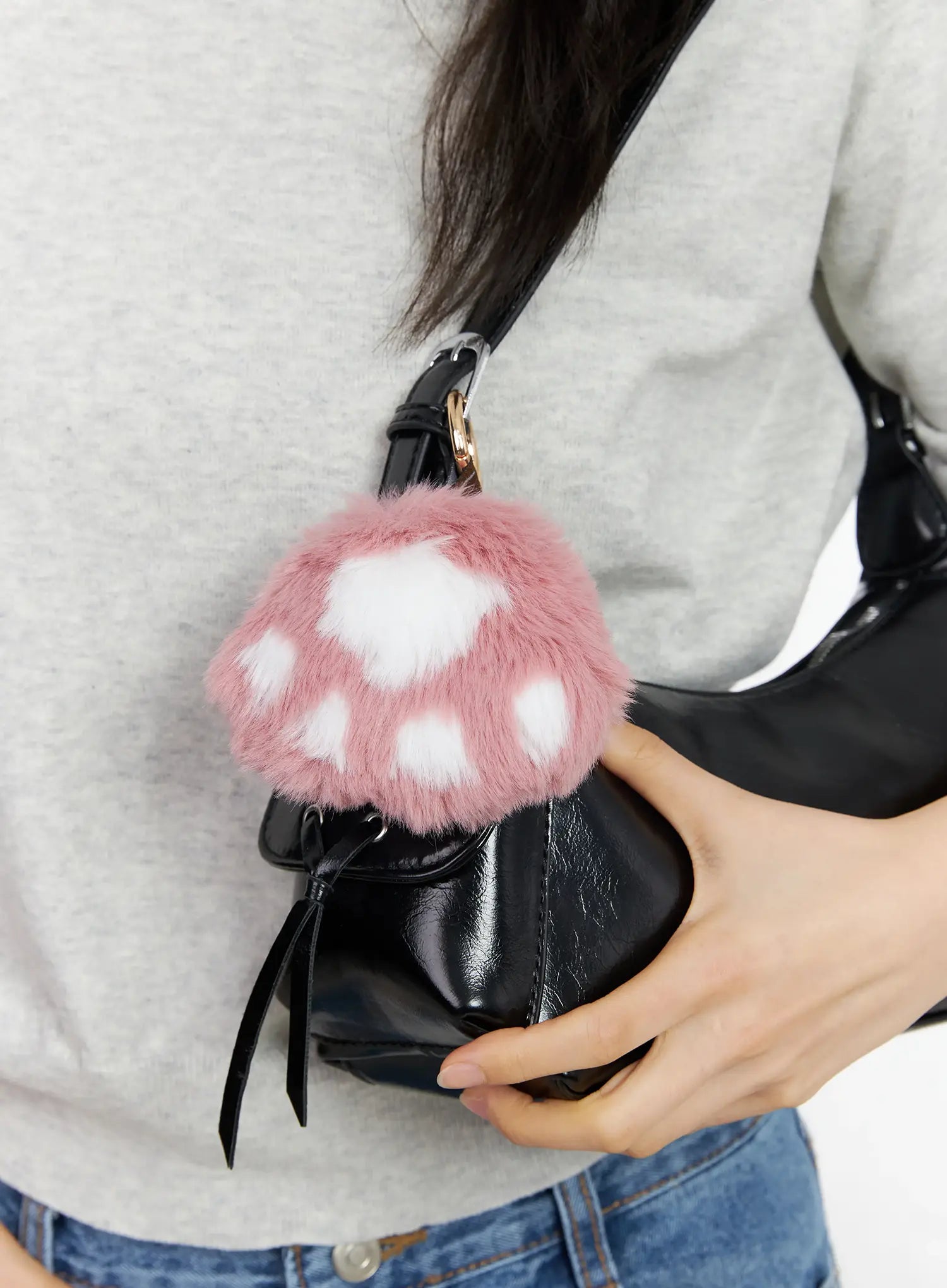 fluffy-bag-charm-cm519 / Pink