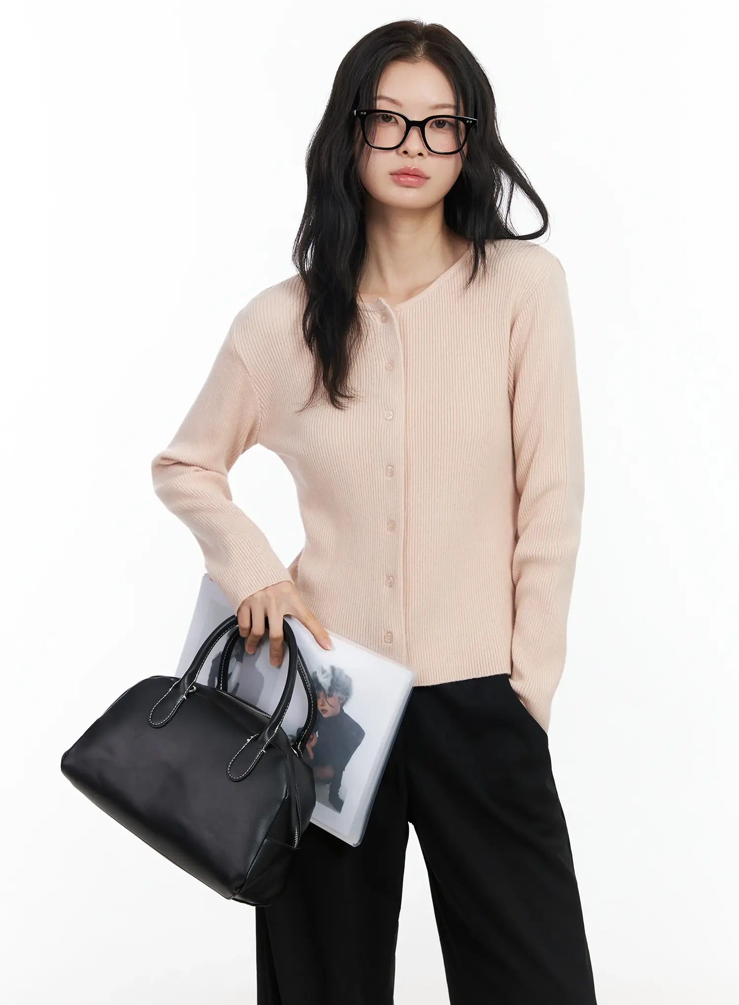 basic-slim-round-neck-cardigan-im524 / Light pink