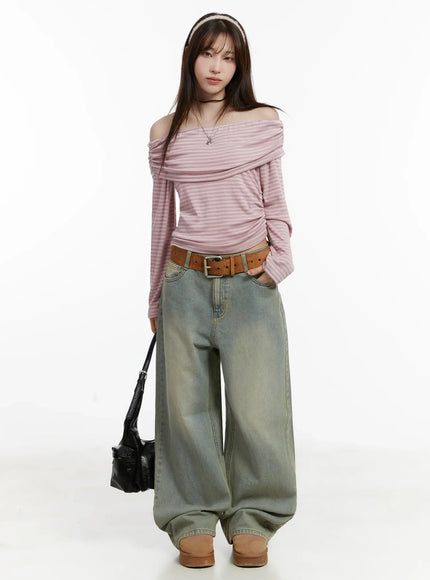 striped-off-shoulder-shirred-top-ij516 / Pink