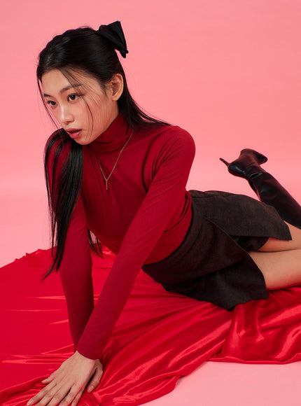 basic-turtleneck-long-sleeve-top-ij403 / Red