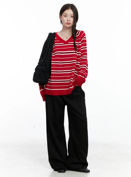 oversized-v-neck-striped-knit-sweater-co503 / Red