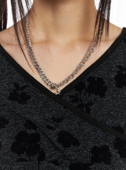 metallic-star-chain-necklace-cd522 / Silver