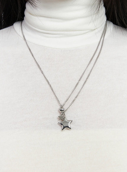 layered-star-pendant-necklace-cd530 / Silver