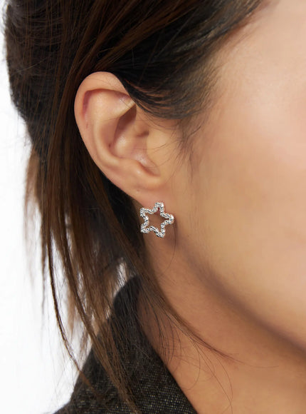 twisted-star-earrings-ca517 / Silver