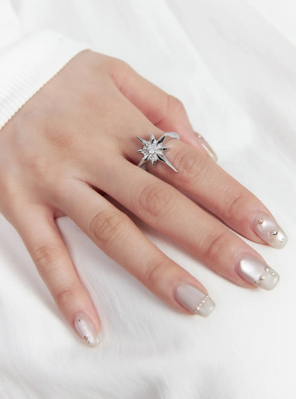 lightning-cubic-ring-cf525 / Silver