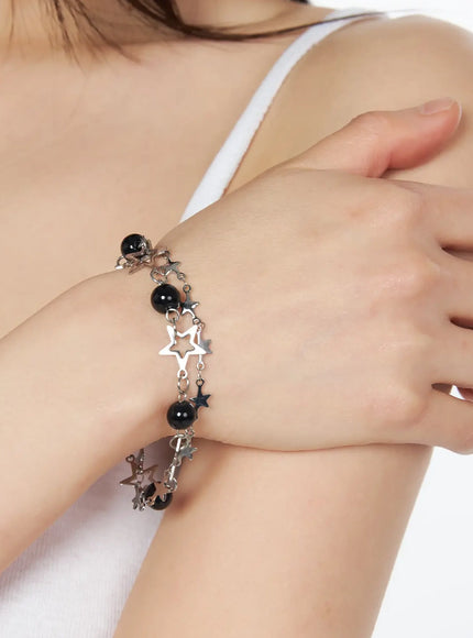star-charm-bracelet-with-black-beads-iy520 / Silver