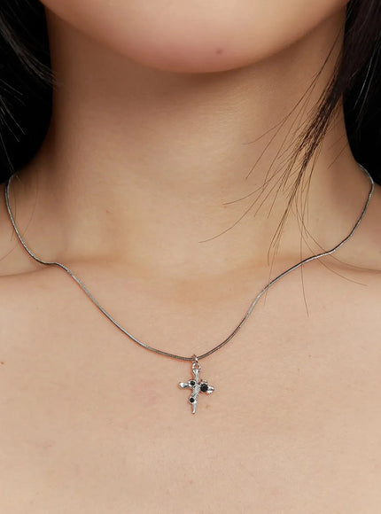 pendant-necklace-id525 / Silver