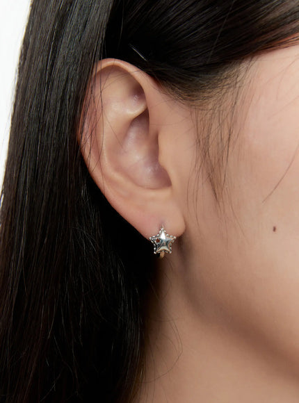 twinkle-star-stud-earrings-cs518 / Silver