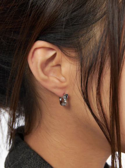 mini-bow-hoop-earrings-ca517 / Silver