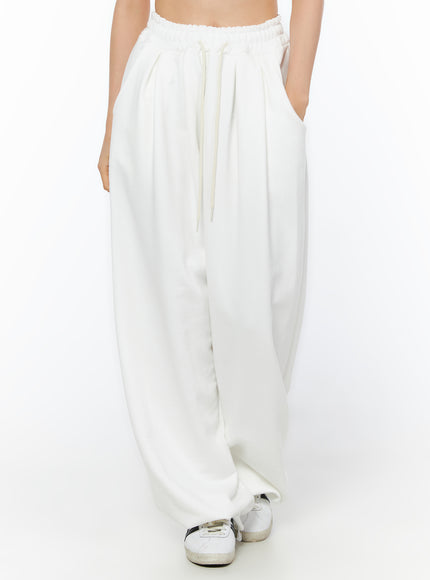 wide-leg-pleated-sweatpants-iu516 / White