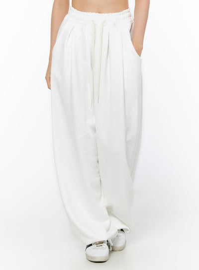 wide-leg-pleated-sweatpants-iu516 / White