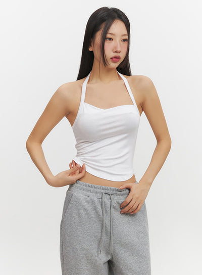 essential-halter-neck-crop-cami-top-if510 / White