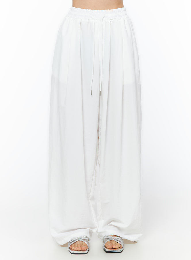 wide-leg-jogger-pants-iu519 / White