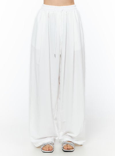 wide-leg-jogger-pants-iu519 / White