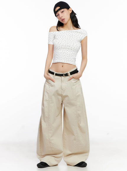 star-print-off-shoulder-crop-top-ig508 / White