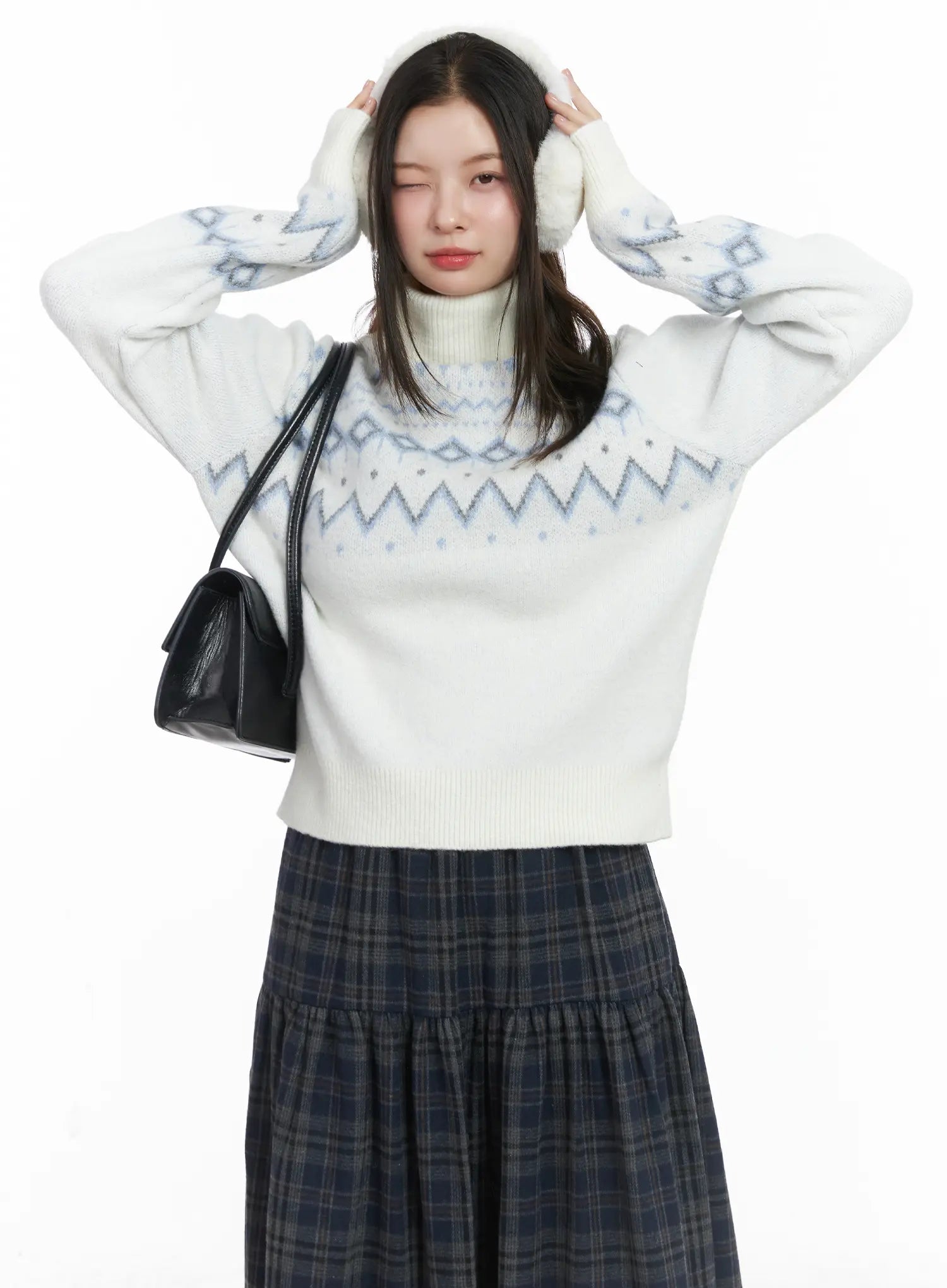patterned-turtleneck-sweater-cj507 / White