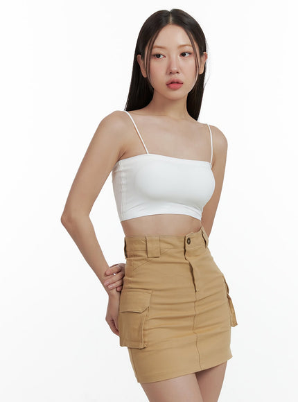 solid-crop-cami-top-ol401 / White