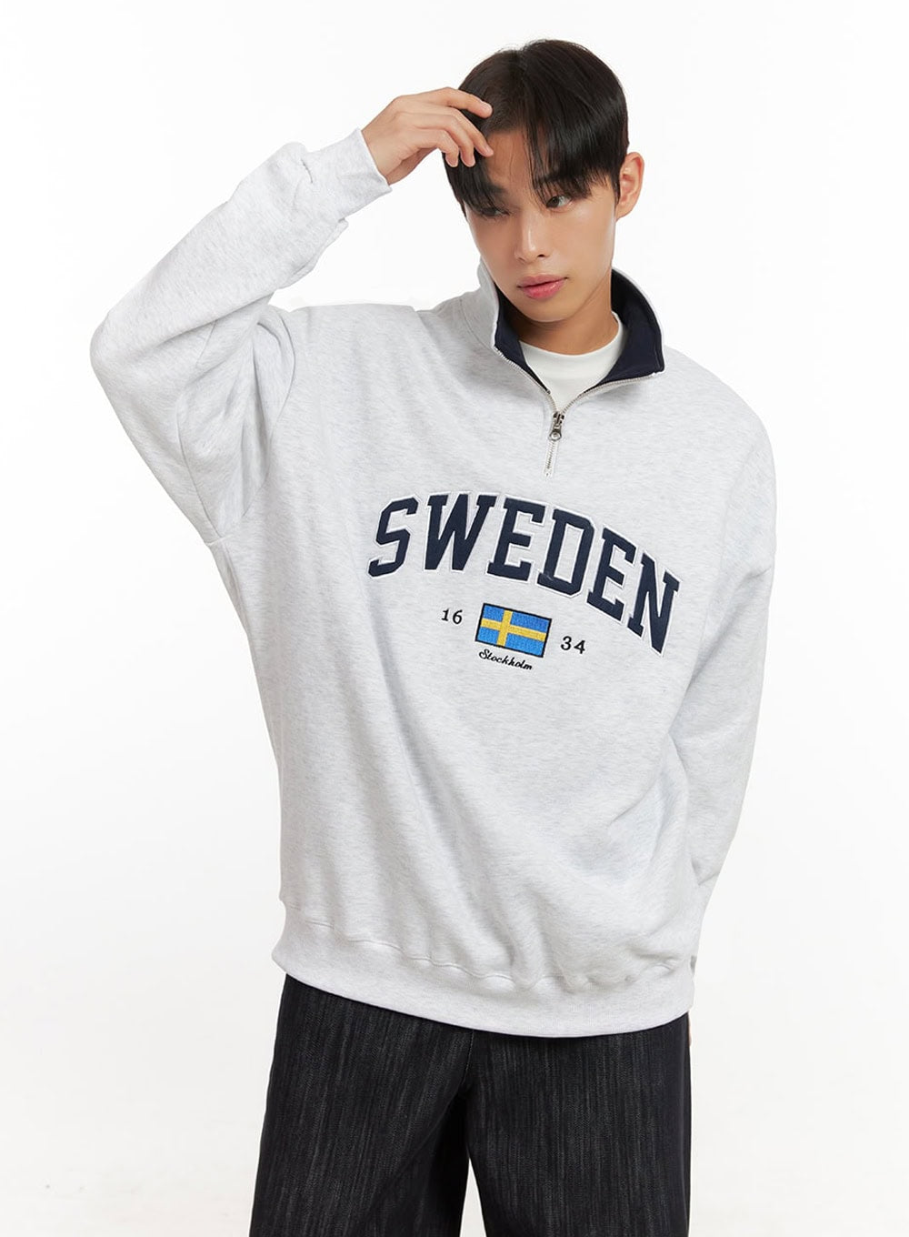 mens-embroidered-half-zip-up-sweatshirt-id406 / White