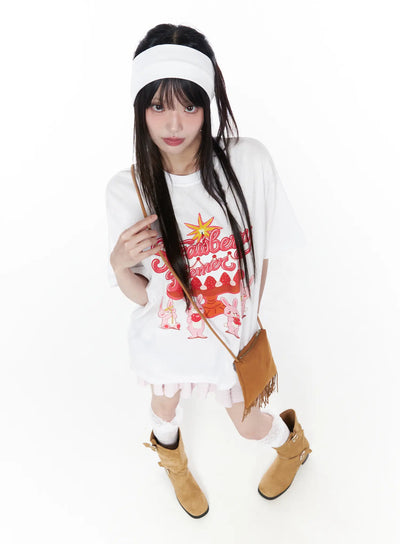 oversized-strawberry-graphic-tee-cu519 / White