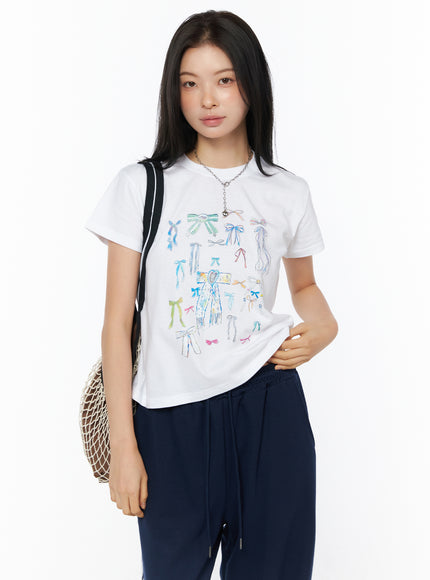 bow-print-graphic-tee-iu516 / White