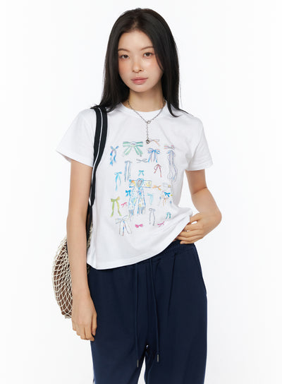 bow-print-graphic-tee-iu516 / White