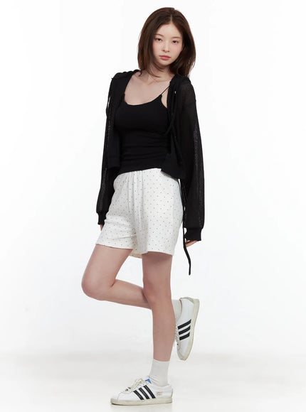 comfy-polka-dot-sweatshorts / White