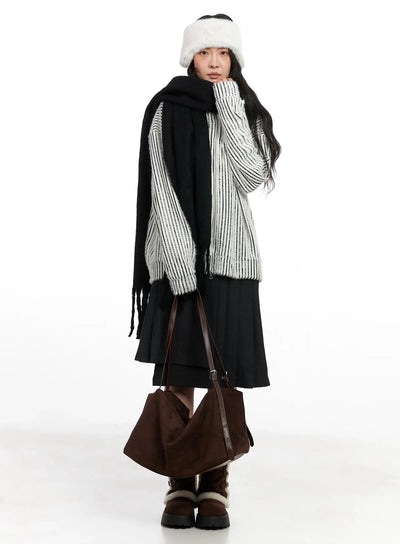 textured-striped-zip-up-sweater-in528 / White