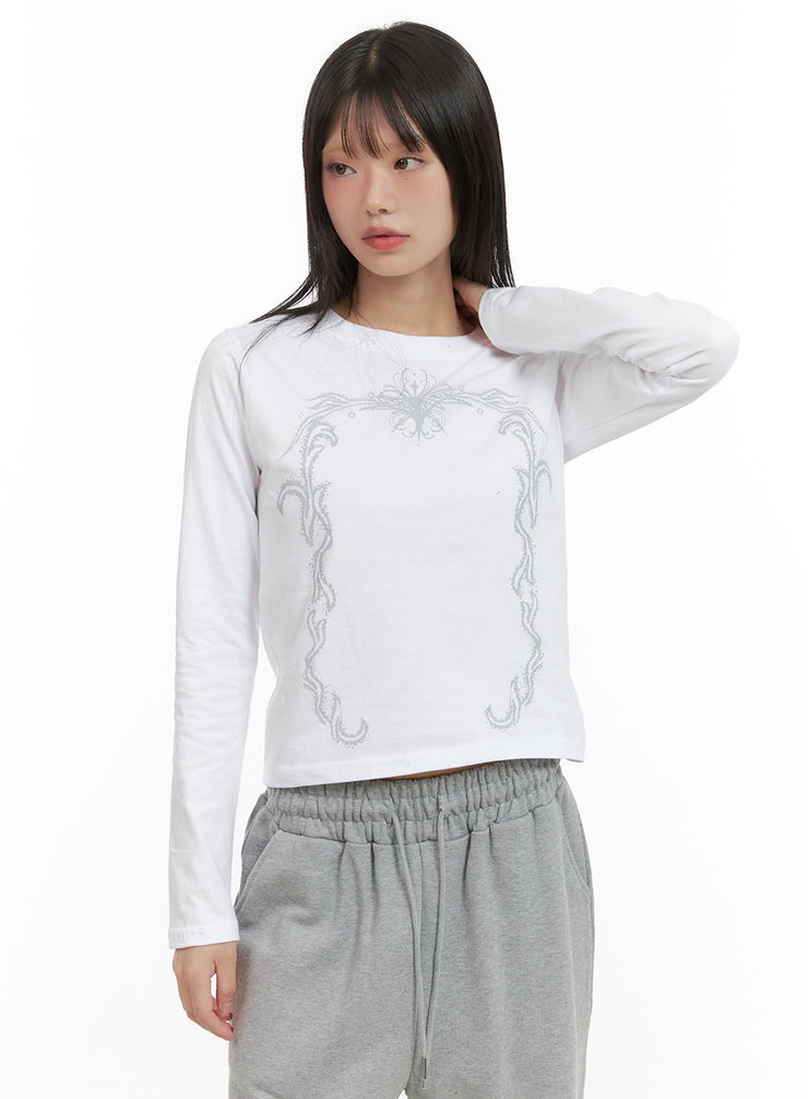 acubi-graphic-cotton-crop-long-sleeve-tee-cg426 / White