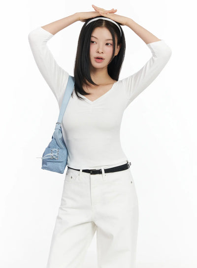 heart-neck-long-sleeve-top-im524 / White