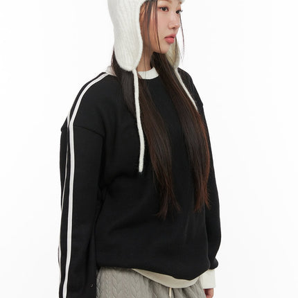 beanie-with-ear-flap-cd416 / White