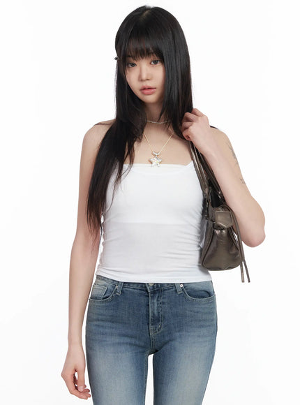 essential-white-halter-top-cm513 / White