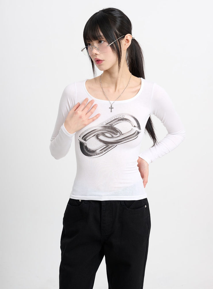 round-neck-graphic-long-sleeve-cm415 / White