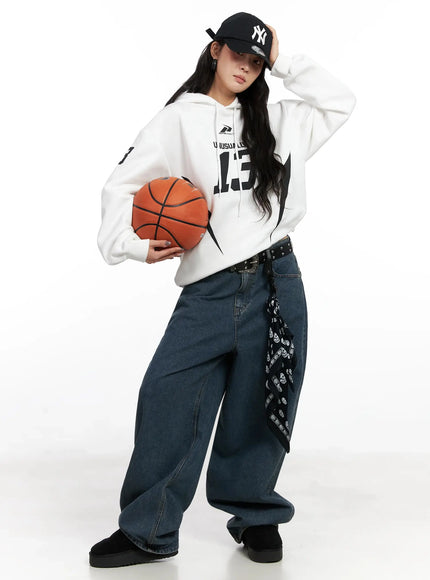 graphic-print-oversized-hoodie-in528 / White