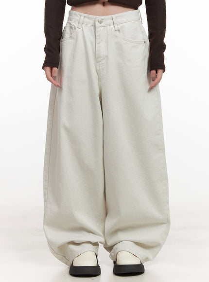 essential-cotton-balloon-fit-pants-cj516 / White