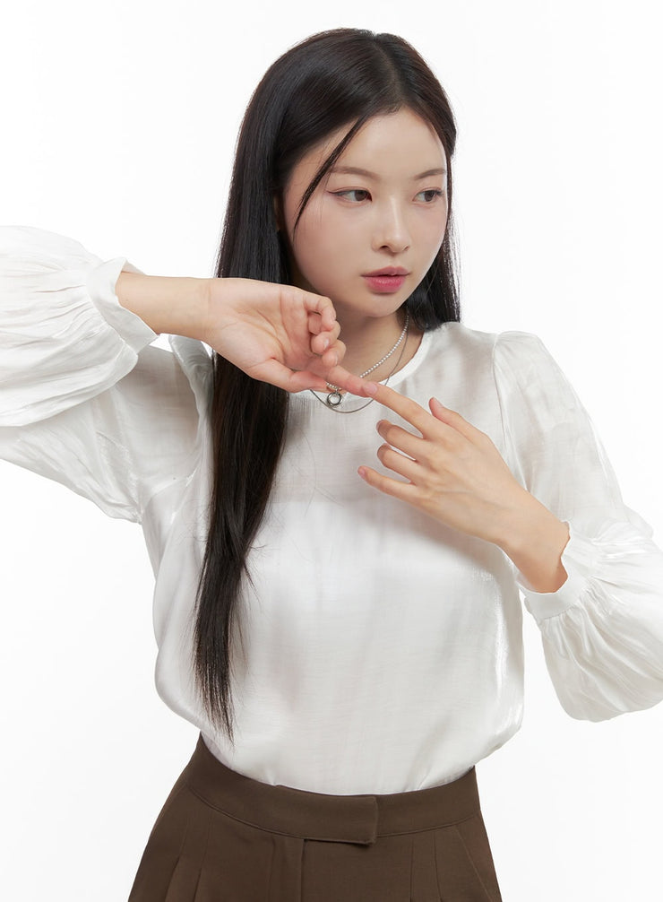 satin-puff-sleeve-blouse-oo416 / White