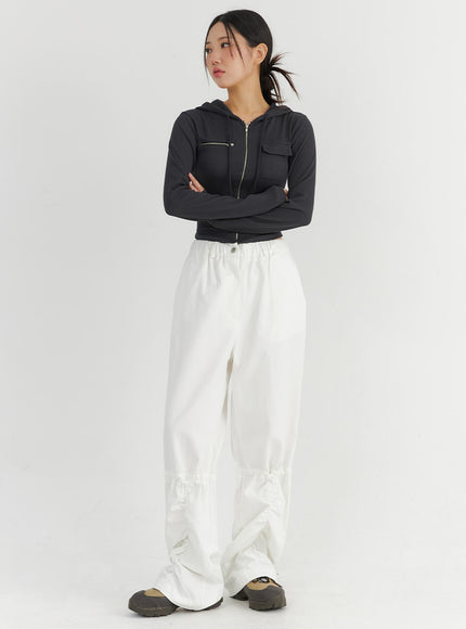 ruched-knee-cargo-pants-co323 / White