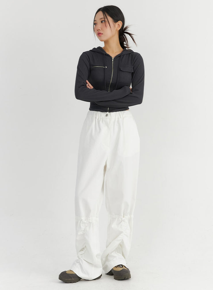 ruched-knee-cargo-pants-co323 / White