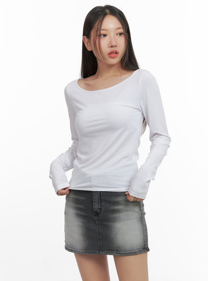 basic-u-neck-long-sleeve-tee-co404 / White