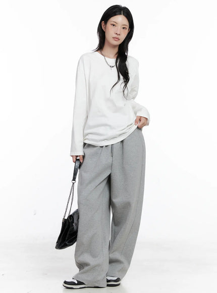 basic-oversized-long-sleeve-tee-cs529 / White