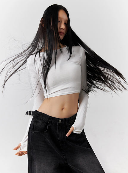 ribbed-long-sleeve-crop-top-co517 / White