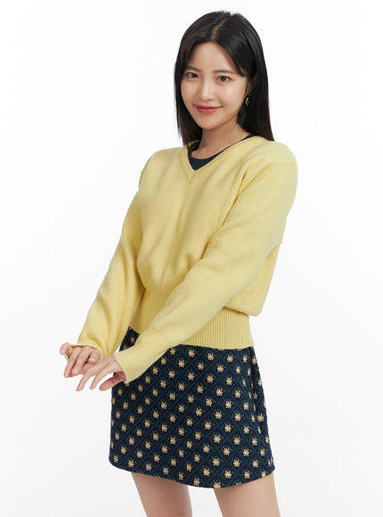 cozy-v-neck-sweater-of416 / Yellow