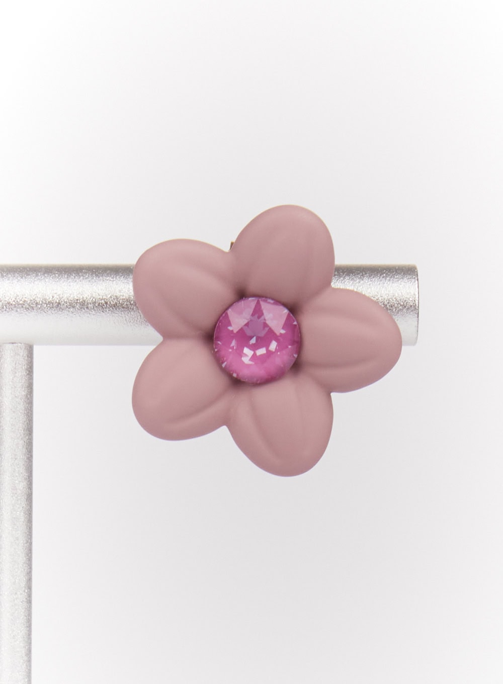 aurora-blossom-petal-earrings-pink-im531