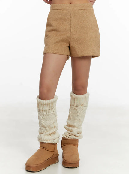 warm-wool-blend-shorts-cd512 / Beige